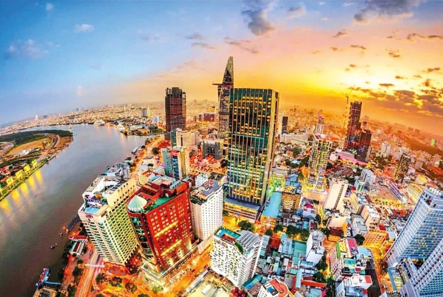 Chính sách tài khóa “bệ đỡ vững vàng”  cho tăng trưởng kinh tế