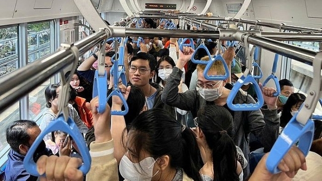 Dịp tết, trung bình mỗi ngày Metro số 1 thu về khoảng 1,3 tỉ đồng