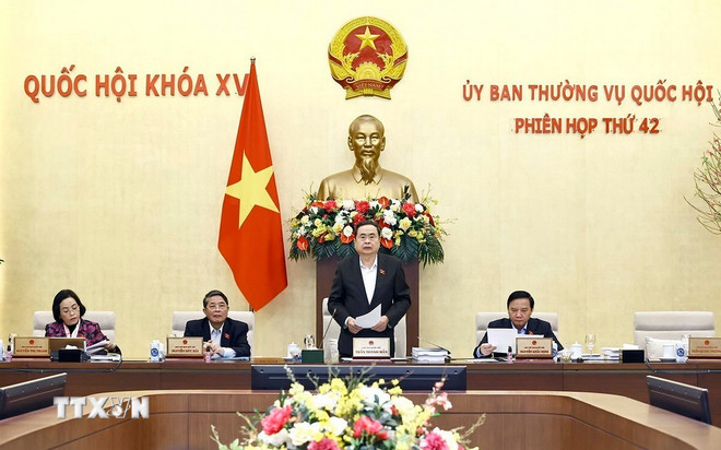 ttxvn-0502-uy-ban-thuong-vu-quoc-hoi-4.jpg