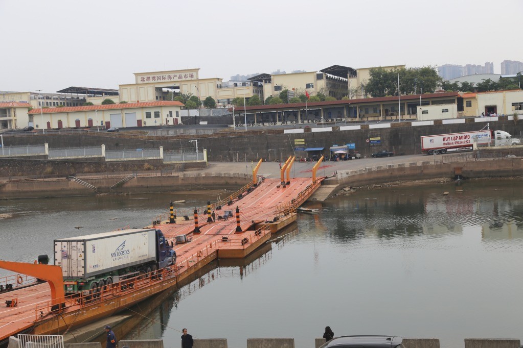 Quảng Ninh: Thúc đẩy xâu dựng cửa khẩu thông minh Móng Cái Quảng Ninh: Thúc đẩy xâu dựng cửa khẩu thông minh Móng Cái