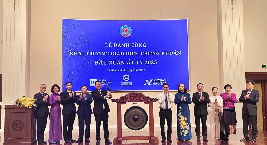 Năm 2025, thị trường chứng khoán sẽ phát triển về cả quy mô và chất lượng