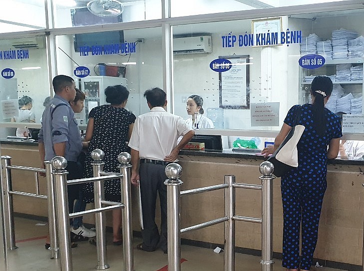 Công khai, minh bạch thủ tục hành chính y tế, giúp người dân và doanh nghiệp dễ dàng thực hiện