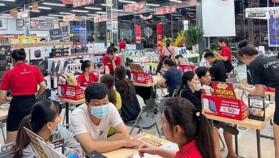 Đồ công nghệ giảm giá cả triệu đồng trong ngày Valentine 14/2