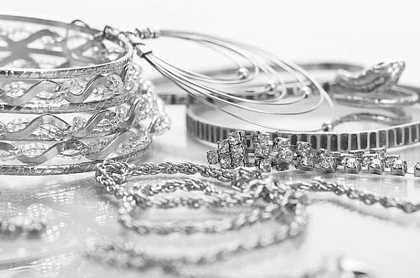 Ngày 14/2: Giá bạc tăng sau thông tin mới nhất về chính sách thuế quan của Mỹ
