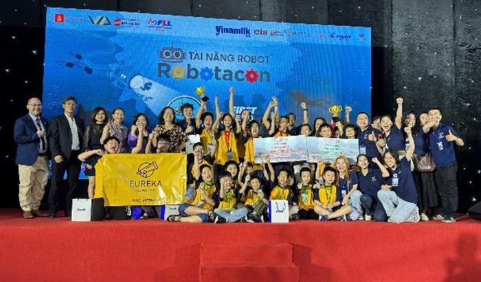 Dù đạt quán quân, nhưng hai đội thi đến từ Huế khó tham gia chung kết STEM Robot tại Mỹ