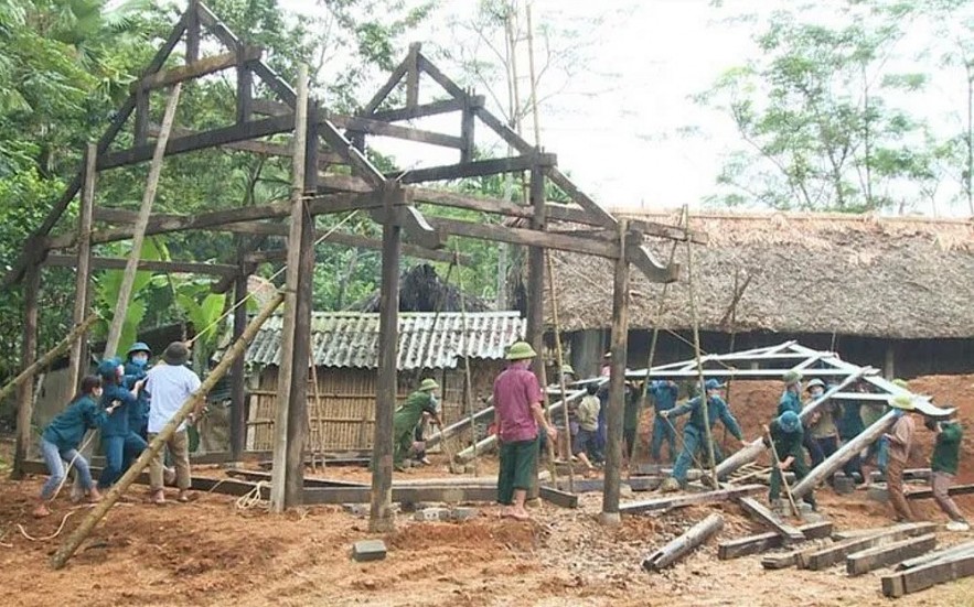 Cả nước đã hỗ trợ xóa thêm gần 1.800 căn nhà tạm, nhà dột nát trong tuần qua Cả nước đã hỗ trợ xóa thêm gần 1.800 căn nhà tạm, nhà dột nát trong tuần qua