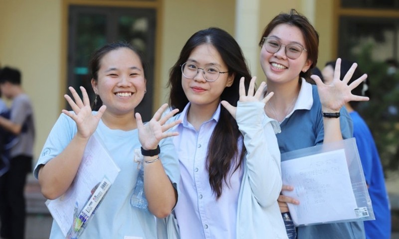 Hàng loạt tỉnh, thành cho học sinh nghỉ học ngày thứ Bảy | Thời báo Tài  chính Việt Nam