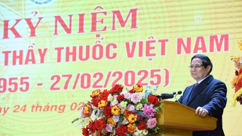 Thủ tướng: Bệnh viện Bạch Mai phải trở thành bệnh viện hàng đầu khu vực và thế giới