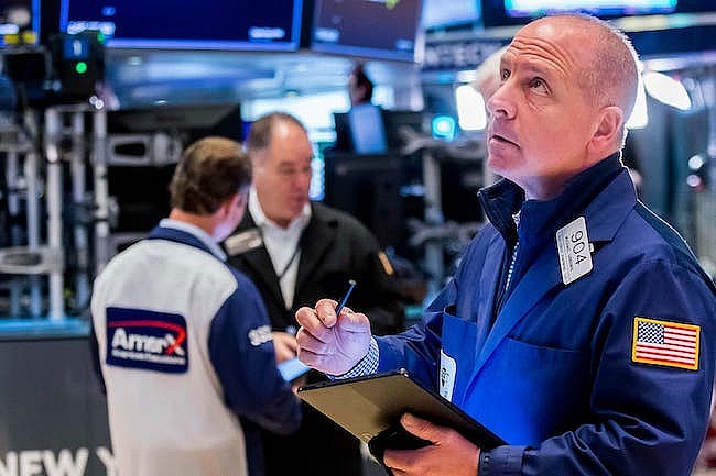 S&P 500 tăng nhẹ, đứt mạch 4 phiên giảm liên tiếp