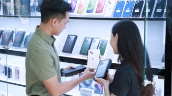 Giá iPhone chính hãng đầu tháng 3/2025 giảm mạnh từ 6% đến gần 20%