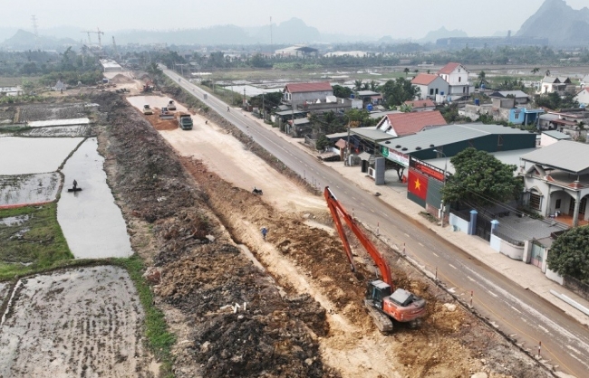 Quảng Ninh: Tập trung giải phóng nguồn lực từ đầu tư công