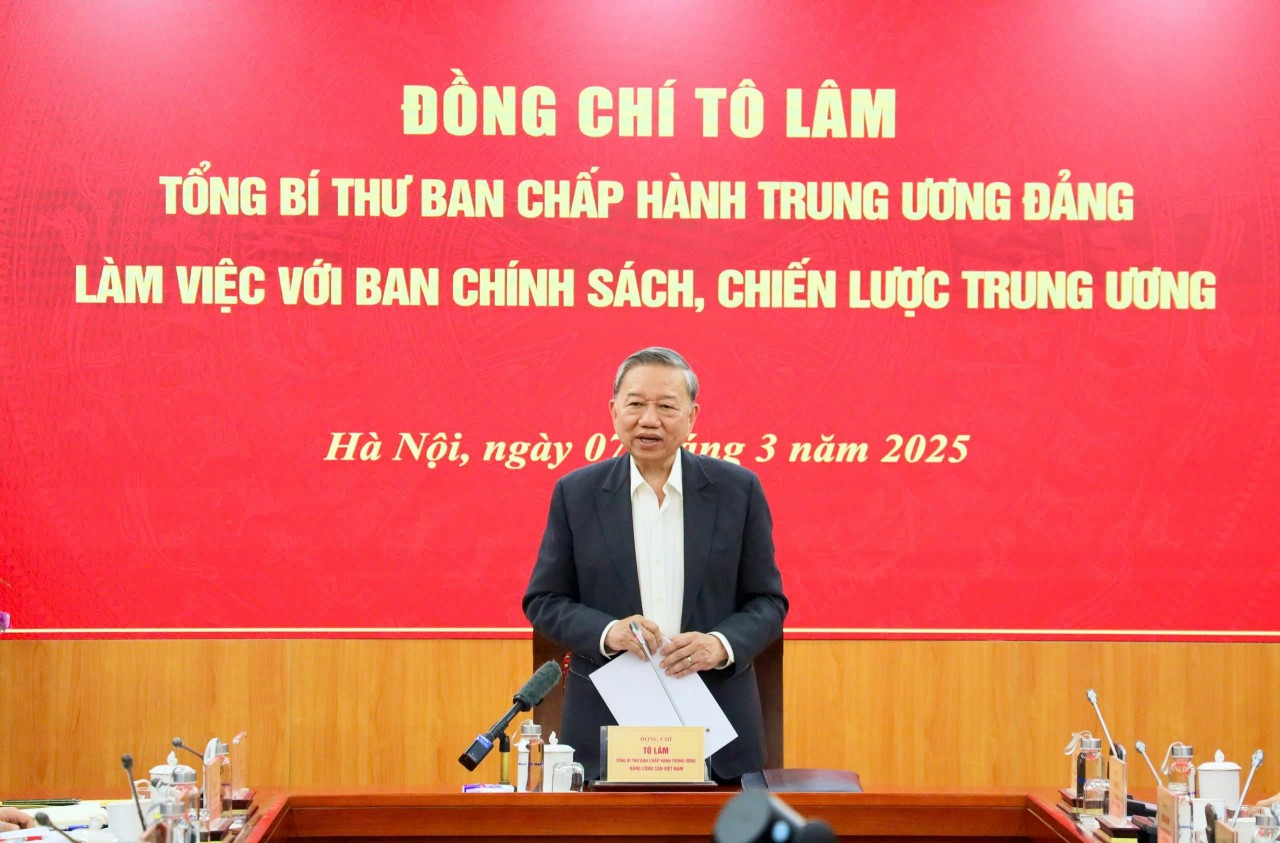 Tổng Bí thư Tô Lâm: Xóa bỏ các rào cản, trở lực với sự phát triển của doanh nghiệp