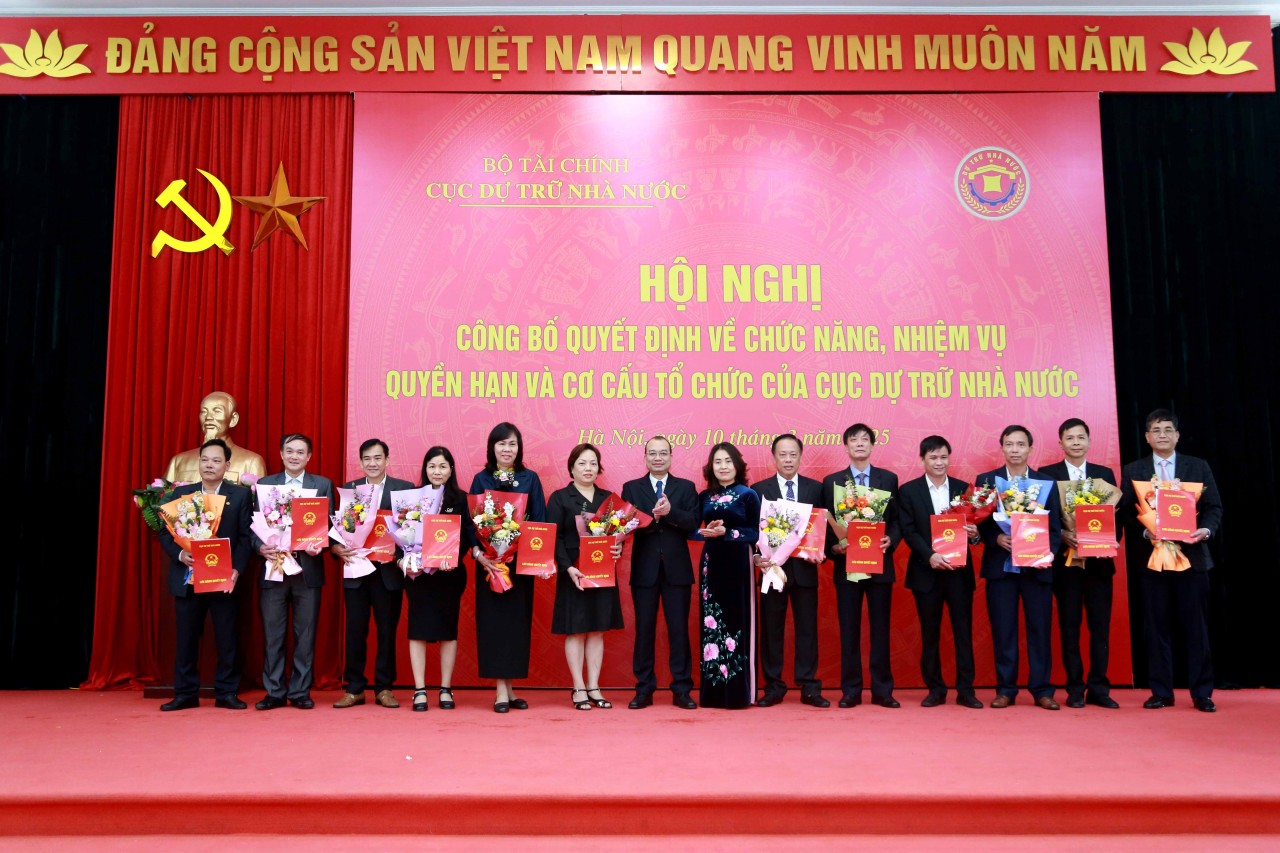 Tinh gọn 22 cục dự trữ nhà nước khu vực thành 15 chi cục dự trữ nhà nước khu vực