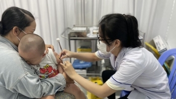 Bộ Y tế yêu cầu Quảng Nam đẩy nhanh tiêm chủng trước diễn biến của bệnh sởi