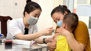 Thủ tướng yêu cầu triển khai chiến dịch tiêm vaccine phòng, chống bệnh sởi trong tháng 3