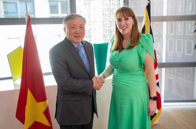 Viet Nam, UK strengthen cooperation on int’l financial center development- Ảnh 1.