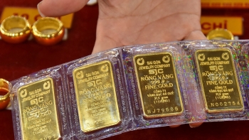 Giá vàng miếng SJC và vàng nhẫn tròn trơn chiều 22/3 tiếp tục giảm