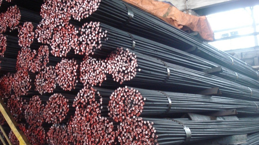 Ngày 27/3: Giá thép thanh Trung Quốc giảm nhẹ, trong nước ổn định