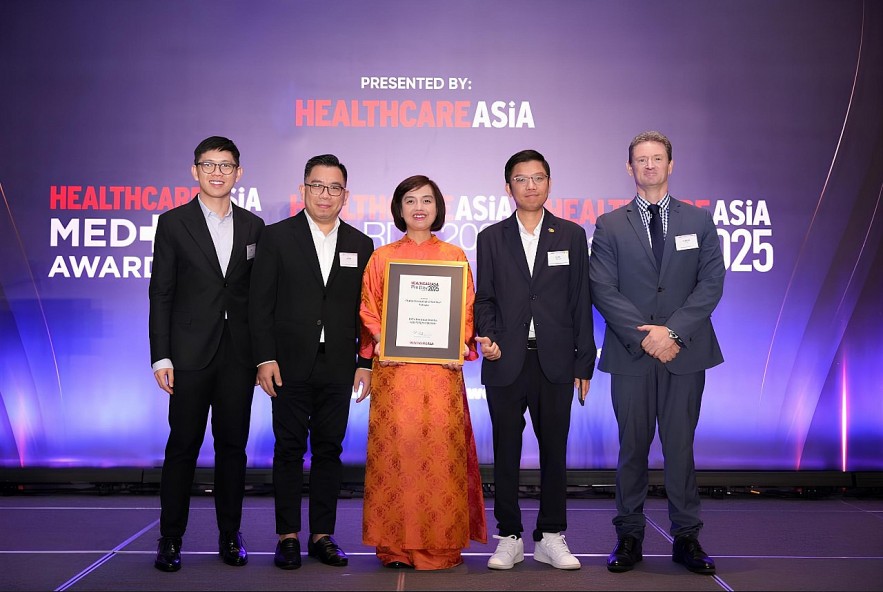FPT Long Châu thắng giải đổi mới sáng tạo tại Healthcare Asia Pharma Awards 2025