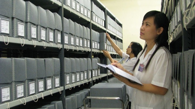 Lệ phí cấp chứng chỉ hành nghề lưu trữ là 300.000 đồng