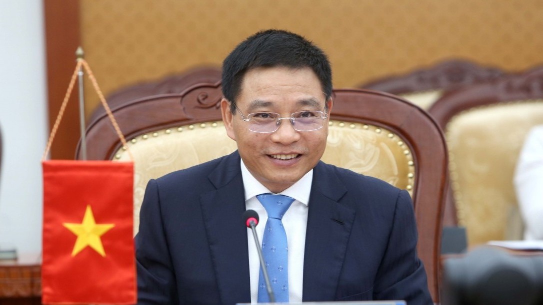 Bộ trưởng Bộ Tài chính Nguyễn Văn Thắng điện đàm với Bộ trưởng Bộ Tài chính Nhật Bản Kato Katsunobu