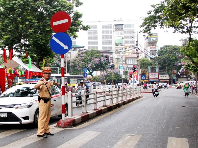 Hà Nội: Phân luồng giao thông, hạn chế ùn tắc trong dịp nghỉ lễ 30/4 - 1/5