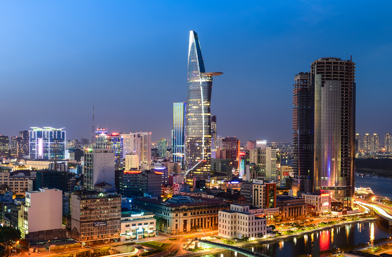 TP. Hồ Chí Minh: Nửa thế kỷ - dệt giấc mơ Trung tâm tài chính quốc tế