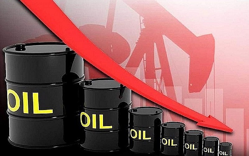 Ngày 30/4: Giá dầu thế giới tiếp tục trượt dốc Ngày 30/4: Giá dầu thế giới tiếp tục trượt dốc