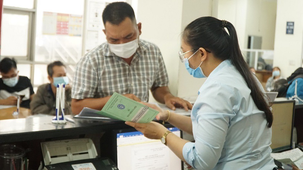 Có thể làm thủ tục nhận trợ cấp thất nghiệp tại địa phương khác nơi cư trú
