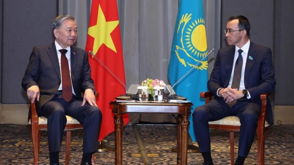 dua quan he giua viet nam va kazakhstan phat trien thuc chat hieu qua