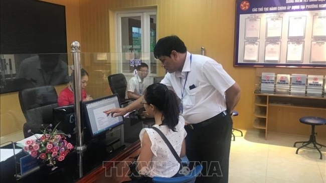 Hướng dẫn cách tính các khoản trợ cấp được hưởng với cán bộ nghỉ hưu trước tuổi