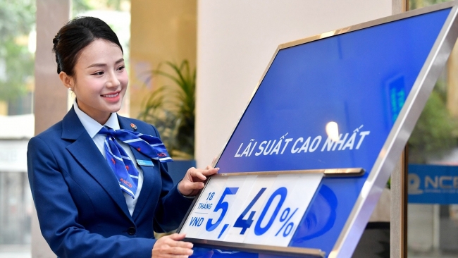 Lãi suất tiết kiệm ngày 6/5: Ngân hàng đầu tiên thông báo tăng lãi suất