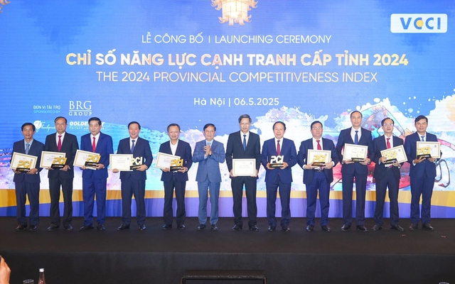 Hai Phong tops 2024 PCI rankings following strong business environment reform efforts- Ảnh 1.