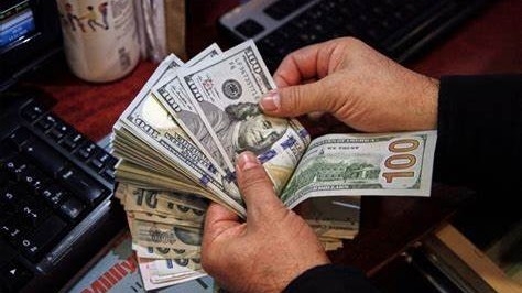 Fed giữ nguyên lãi suất, cảnh báo rủi ro lạm phát và thất nghiệp gia tăng