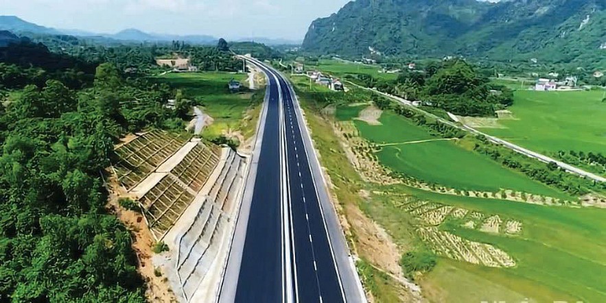 Tiếp tục phân cấp mạnh trong quy hoạch, đầu tư