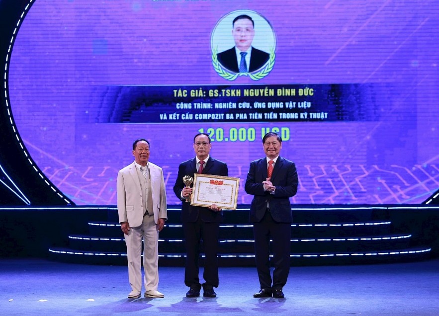 4 nhà khoa học được trao Giải thưởng Bảo Sơn 2024