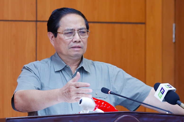 Thủ tướng: Thái Bình cần lấn biển và làm ngay tuyến đường 10 làn kết nối với Hưng Yên- Ảnh 1.