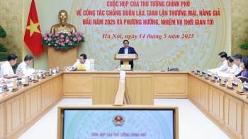 Thủ tướng: Buôn lậu, hàng giả là vấn đề lớn, phải ngăn chặn, đẩy lùi và chấm dứt