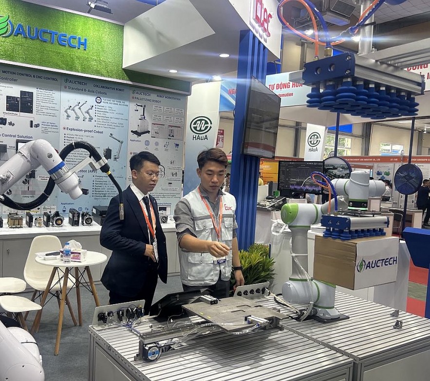 Hơn 300 doanh nghiệp tham gia VINAMAC EXPO 2025