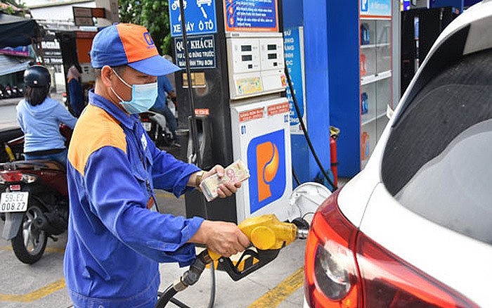 Ngày 16/5: Giá xăng dầu trong nước bật tăng, thế giới giảm sốc