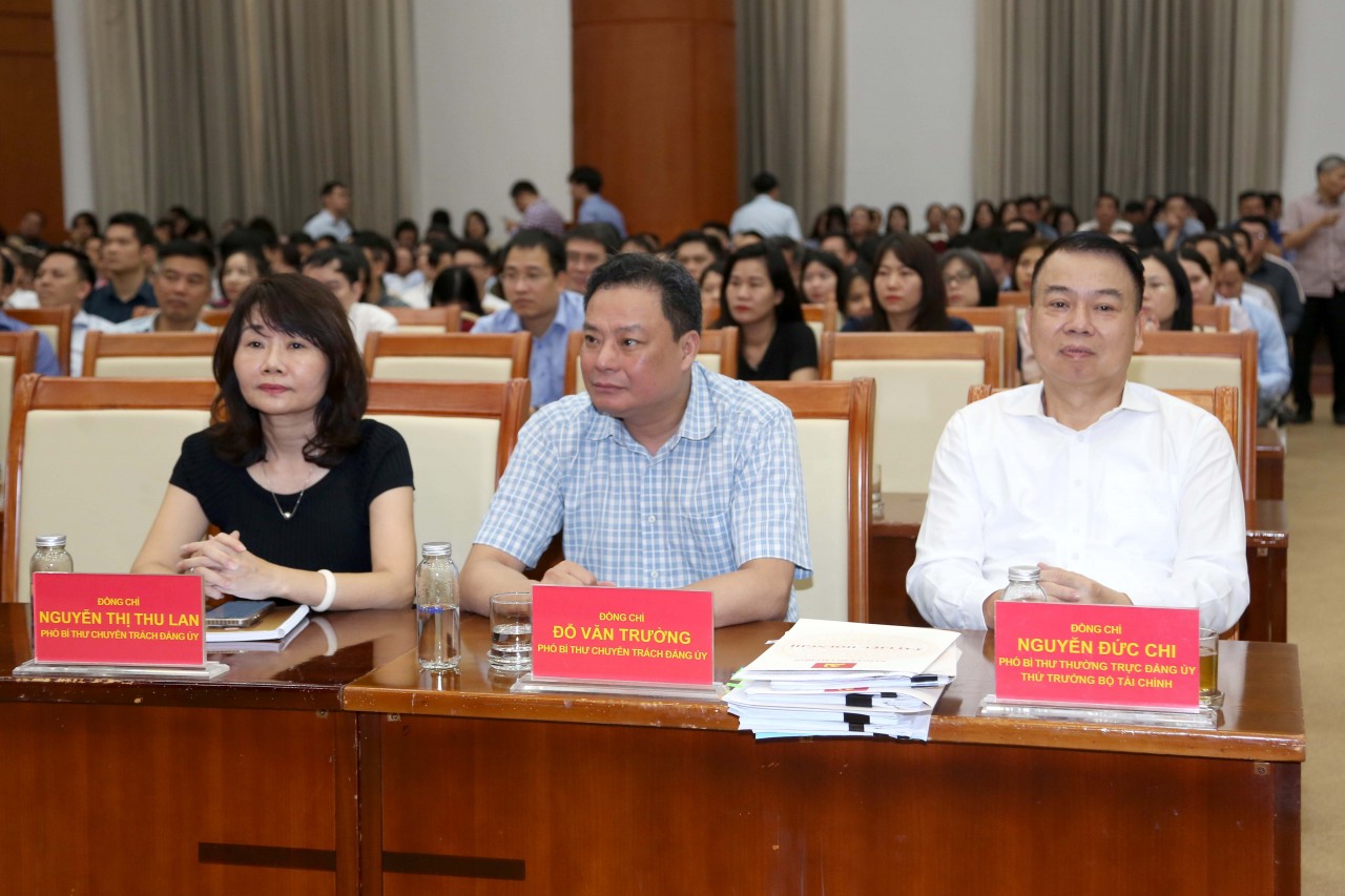 Đảng ủy Bộ Tài chính dự Hội nghị toàn quốc quán triệt, triển khai Nghị quyết số 66 và Nghị quyết số 68