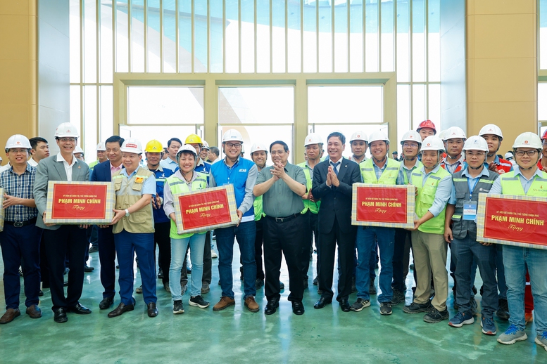 Thủ tướng: Xây dựng Trung tâm Hội trợ Triển lãm Quốc gia xứng tầm truyền thống văn hóa – lịch sử và sự phát triển của đất nước- Ảnh 4.