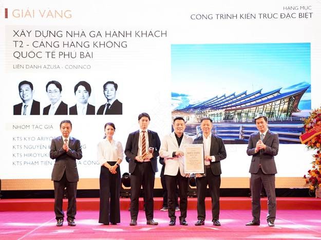 Nhà ga hành khách T2 - Cảng Hàng không quốc tế Phú Bài đạt 2 giải tại Giải thưởng Kiến trúc Quốc gia 2024-2025