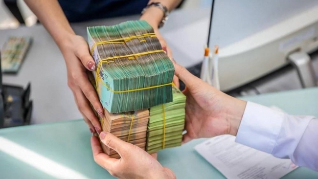 Lãi suất tiết kiệm ngày 22/5: Một số ngân hàng tiếp tục tung ra mức lãi suất hấp dẫn