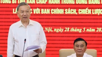 Nghiên cứu áp dụng thuế với giao dịch mua bán vàng