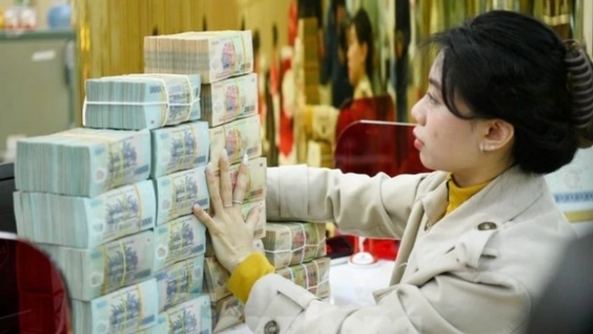 Lãi suất tiết kiệm ngày 29/5: Nhiều ngân hàng áp dụng vượt 7%/năm với điều kiện đặc biệt