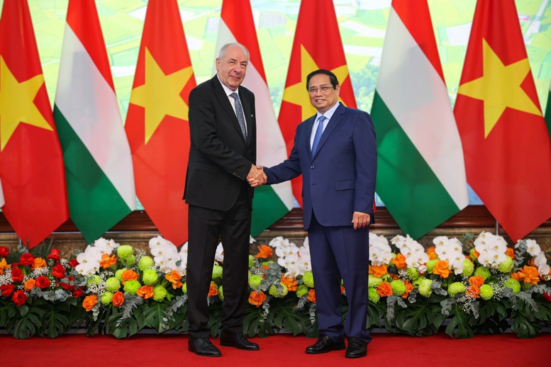 Thủ tướng Phạm Minh Chính hội kiến Tổng thống Hungary- Ảnh 1.