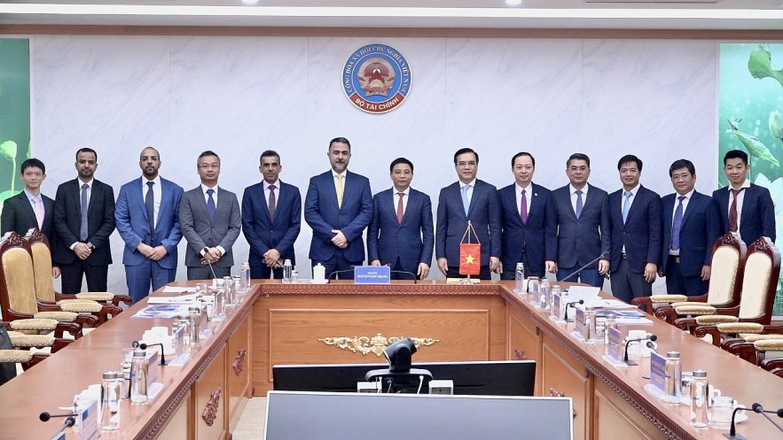 với Cơ quan Đầu tư Quốc gia Oman