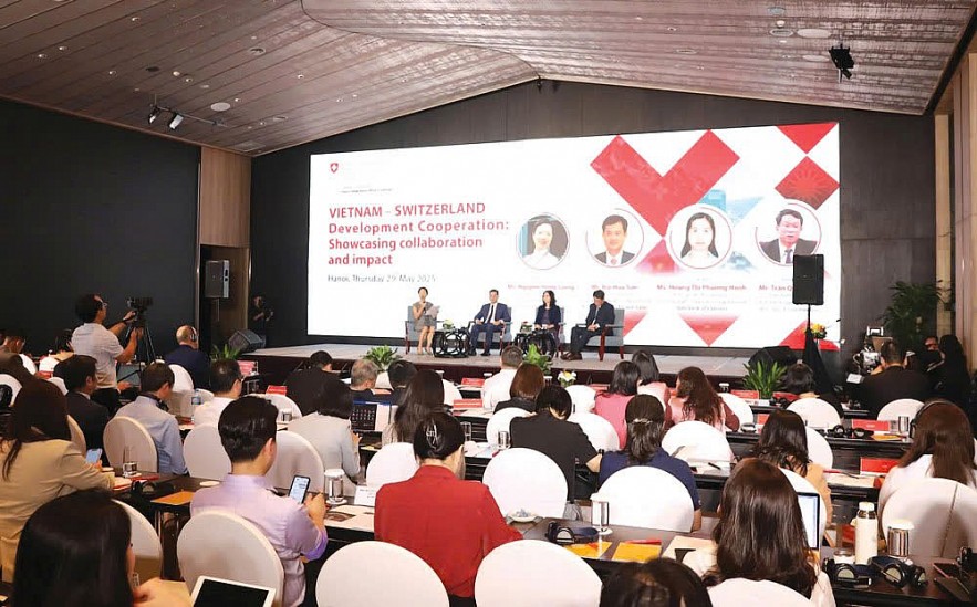 Thụy Sĩ tiếp tục ưu tiên hỗ trợ Việt Nam hướng tới nền kinh tế thu nhập cao Thụy Sĩ tiếp tục ưu tiên hỗ trợ Việt Nam hướng tới nền kinh tế thu nhập cao