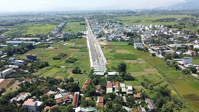 Quảng Ngãi thúc tiến độ các dự án trọng điểm, có tính lan toả Quảng Ngãi thúc tiến độ các dự án trọng điểm, có tính lan toả